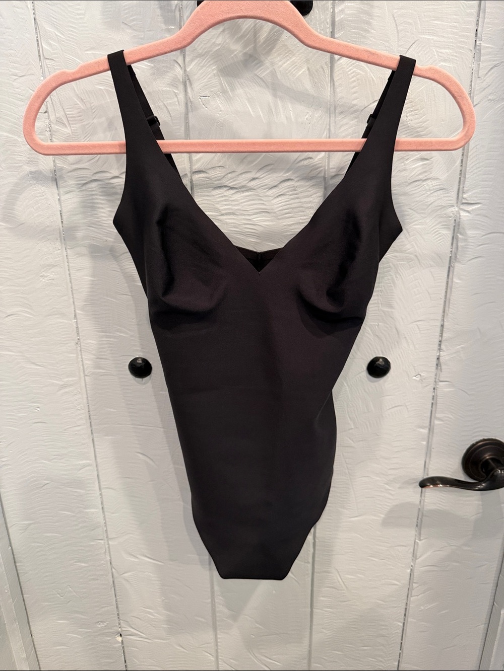 Skims Body CS Plunge Bodysuit Onyx M NWT